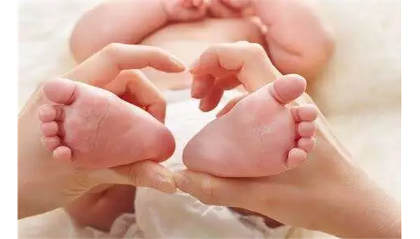 代怀生子包男孩成功是怎么移植进去的？